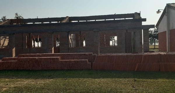 Caazapá: Avanza obras en escuelas de Yegros y Yuty - Noticiero Paraguay