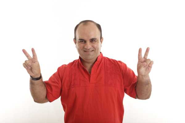 Lic. Julio Balbuena es precandidato a intendente de Coronel Oviedo por Honor Colorado - Noticiero Paraguay