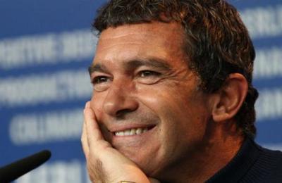 'Estoy curado': Antonio Banderas superó el Covid-19 tras 21 días de un 'disciplinado confinamiento' - SNT