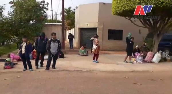 Nativos se manifiestan frente a la vivienda de Edgar Olmedo - Noticiero Paraguay