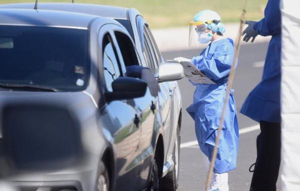 Mazzoleni asegura que 50% de tests de Covid-19 tienen resultados en 48 a 72 horas