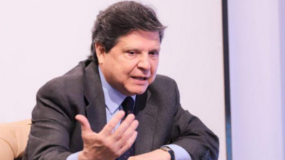 Ministro enfrenta su propia batalla ante covid-19