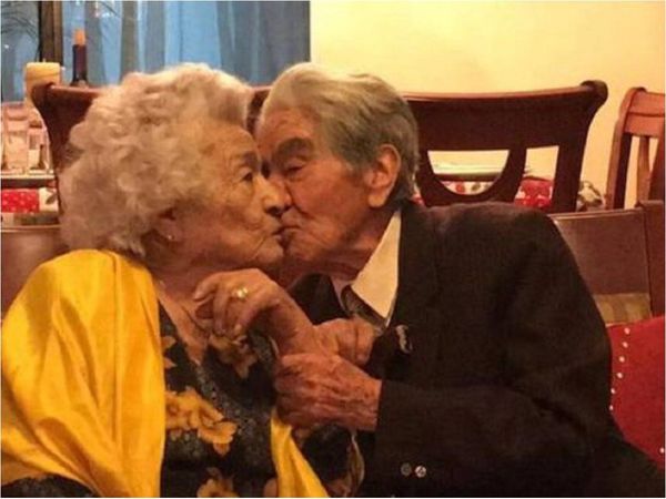 Pareja de ancianos, que suman 214 años, ingresa en récord Guiness