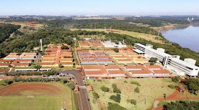 Bajo la excusa de ser una fundación el PTI despilfarró US$ 52 millones sin control alguno