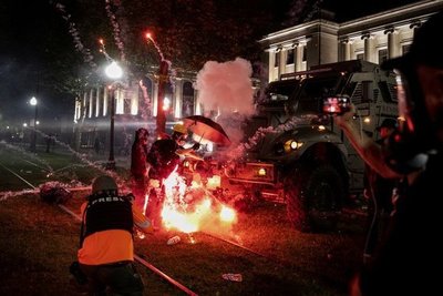 Protestas antirracistas: una nueva noche de furia en Wisconsin termina con dos muertos - ADN Paraguayo