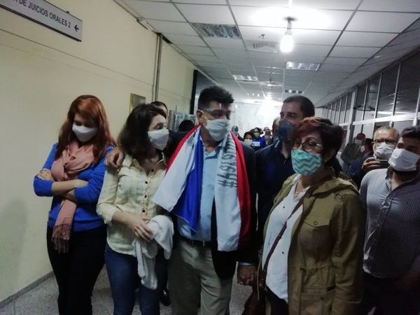 Incumplimiento de medidas contra Alegre es una "decisión política" dice su abogado