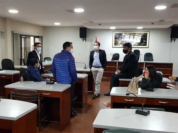 Cambiarán reglamento para sesionar por vía telemática