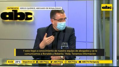 Ofrecieron a Ronaldinho huir del país y este se negó, según abogado - ABC Noticias - ABC Color