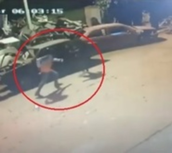 Nuevo ataque de motochorros a un joven en Luque - Paraguay.com