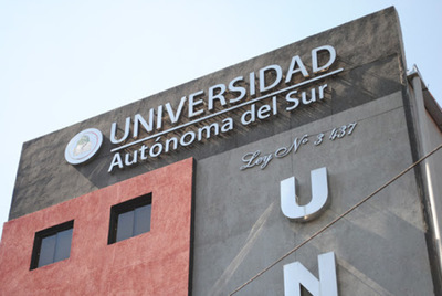 Docentes de Unasur denuncian falta de pago de salarios desde marzo