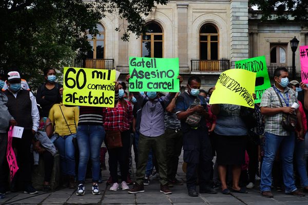 Protestan contra ley que impide venta de comida chatarra en estado mexicano - MarketData