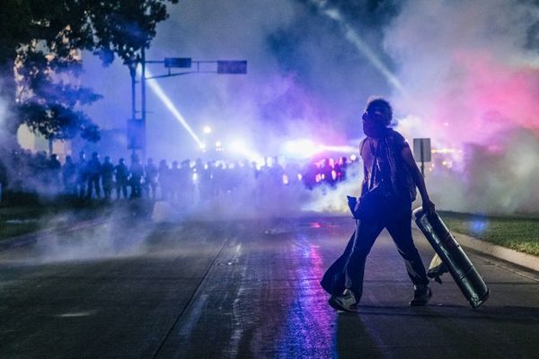 Trump despliega a Guardia Nacional por “anarquía” en protestas antirracistas - Mundo - ABC Color