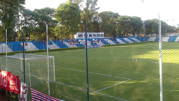 El 12 de Octubre y Olimpia se miden esta tarde en Itauguá » Ñanduti