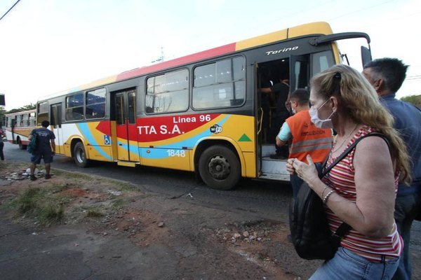 Crónica / ¿MILAGRO DE PANDEMIA?: Opa “katĩ” en colectivos para algunos