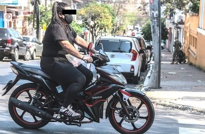 Dramática aclaración de Salud a motociclistas: “El tapabocas no reemplaza al casco” - ADN Paraguayo