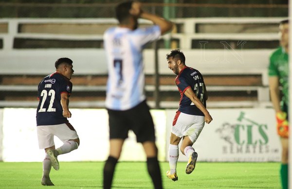Un Cerro insaciable llega como súper líder al clásico