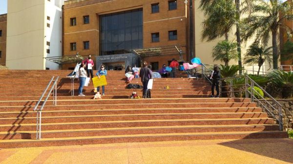 Exigen justicia para la niña que murió en PJC
