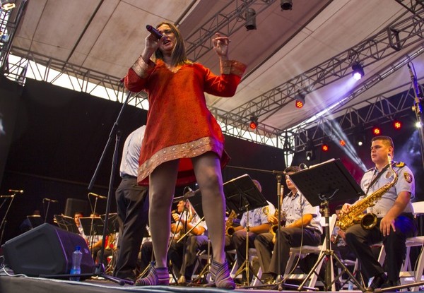 El festival argentino Jazzvedra: Mujeres del jazz contará con la participación de la cantante Martina Leclercq | Lambaré Informativo