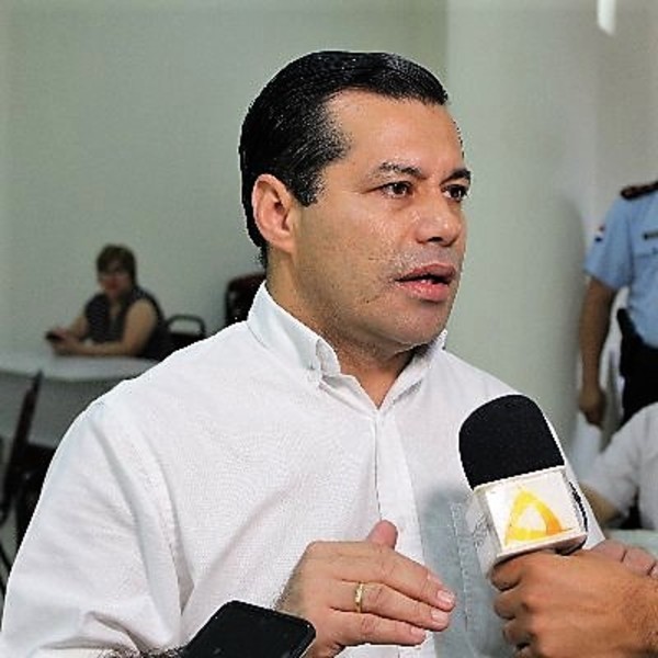 Nuevo presidente de ANDE “estrena” su cargo con una licitación amañada que lleva su firma - La Mira Digital