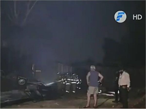 Incendio afectó a un depósito en Lambaré