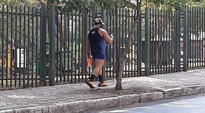 Instructor de gym con Covid-19 fue pillado haciendo caminata: Fiscalía anuncia investigación
