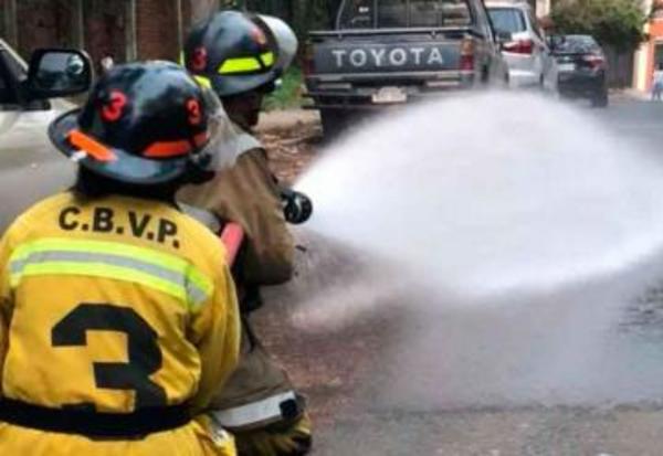 Bomberos de Yby Ya'u se quedaron sin móvil tras devolverlo por disposición de la Senabico » Ñanduti