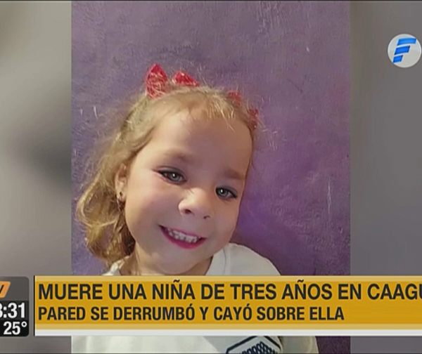 Niña muere tras derrumbe de su casa