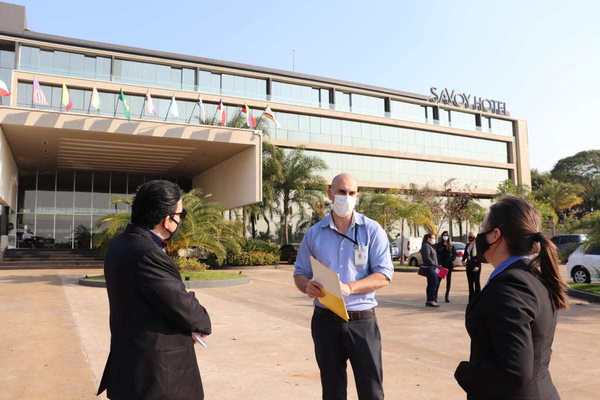 Ministerio de Salud y Senatur inspeccionan establecimientos hoteleros de Encarnación