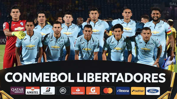 Bolívar vuelve a entrenar en su estadio