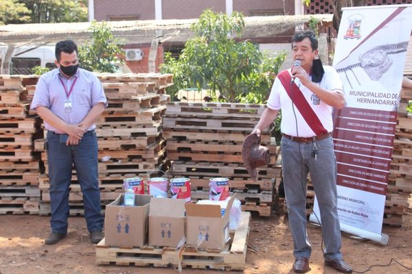 Emprendedores reciben asistencia y promoción de sus productos