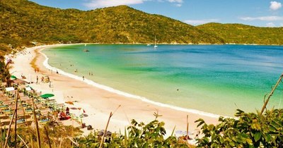 La Nación / Paradisíaca isla de Brasil reabre sus puertas pero con un truco: haber tenido COVID-19