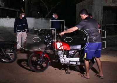 Motochorro fallece tras enfrentamiento con su víctima que resultó ser un policía - Nacionales - ABC Color