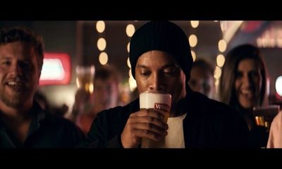 Ronaldinho rompe el silencio y le mete una chevecha
