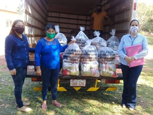 Continúa la entrega de kits de alimentos en Vaquería - Noticiero Paraguay