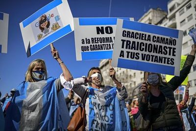 Senado argentino aprueba reforma judicial y envía ley a Diputados - Mundo - ABC Color