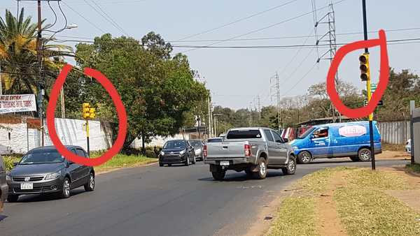 Semáforos averiados crea serios inconvenientes a conductores » San Lorenzo PY