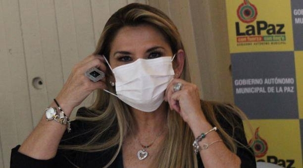 HOY / Bolivia flexibiliza su cuarentena para evitar una situación de "coronahambre"