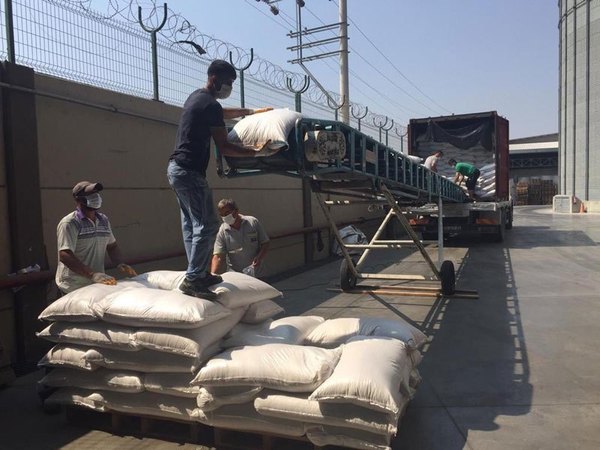 Turquía recibió primera tanda de 10 toneladas de arroz paraguayo
