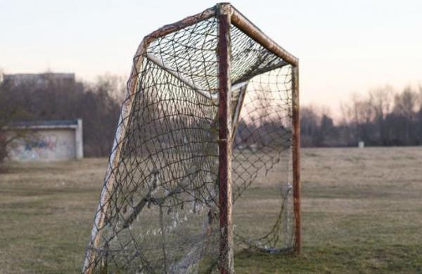 Nueve niños mueren tras ser impactados por un rayo mientras jugaban un partido de fútbol - SNT