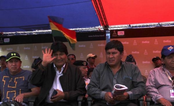 HOY / Fiscalía admite denuncia contra Evo Morales por presunto estupro