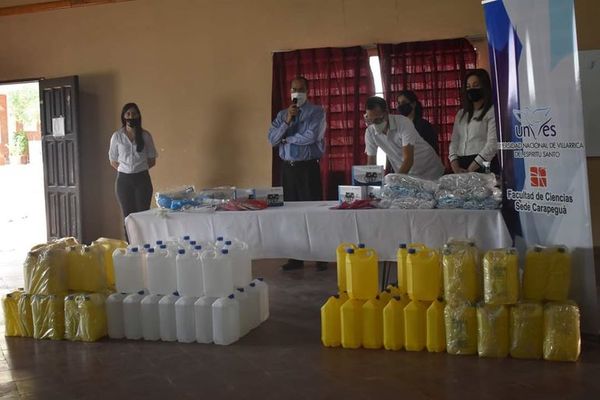 Donan equipos de bioseguridad e insumos a hospital y USF de Carapeguá - Nacionales - ABC Color