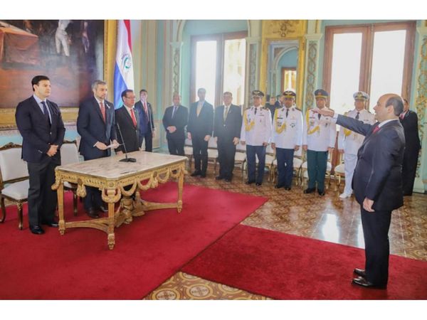 El Gobierno lanza programa para combatir noticias falsas