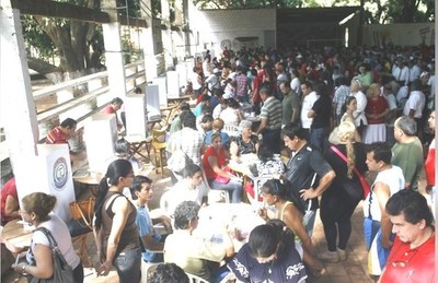 Colorados tienen hasta el 2 de septiembre para ponerse al día con caja partidaria - ADN Paraguayo