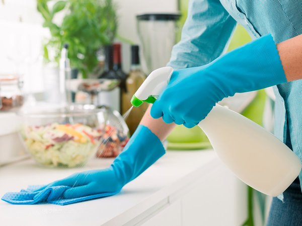 Salud recuerda importancia de desinfectar objetos y superficies para evitar el contagio » Ñanduti