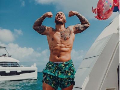 Faranduleros sufrieron desamor como Maluma, pero no en Hawái