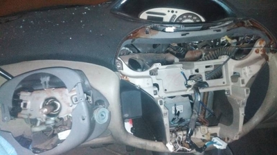 HOY / Ñemby: Fue a retirar su auto de la comisaría y lo encontró "carneado"