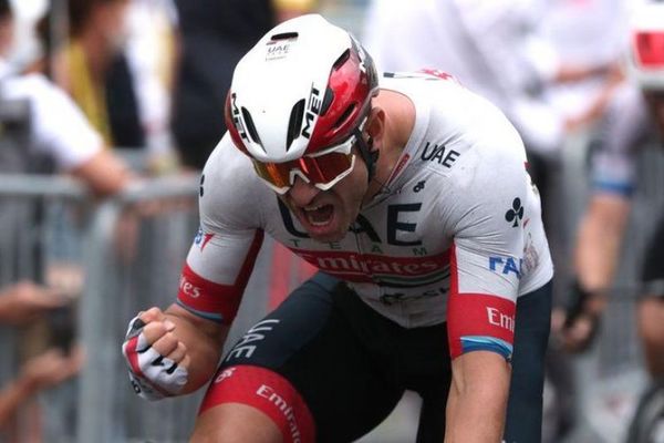 Kristoff gana primera etapa del Tour de Francia, marcada por las caídas