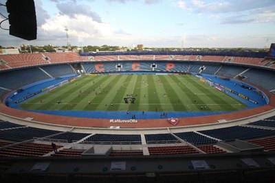 Crónica / MÁS CLÁSICO QUE NUNCA