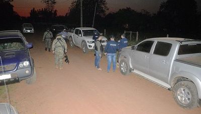 Fiscalía imputa y ordena la captura de 15 personas por un asesinato - Nacionales - ABC Color
