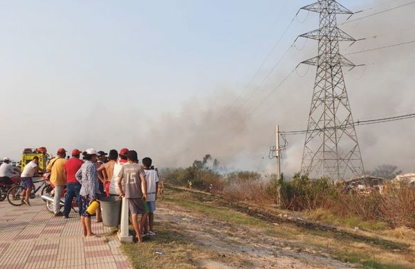 Quemas intencionales devastan reserva y contaminan el aire - Nacionales - ABC Color